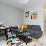 Apartments Warsaw Wola Business Center By Noclegi Renters 아파트 *