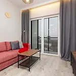 Apartments Warsaw Wola Business Center By Noclegi Renters 아파트