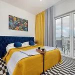 아파트 Apartments Warsaw Wola Business Center By Noclegi Renters 바르샤바