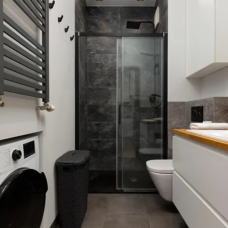 Business Center Wola By Renters * Warsaw