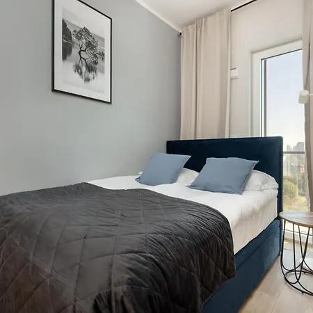 Business Center Wola By Renters Apartment