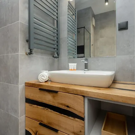 Apartment Business Center Wola By Renters *