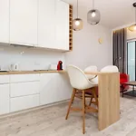Apartments Warsaw Wola Business Center By Noclegi Renters דירה